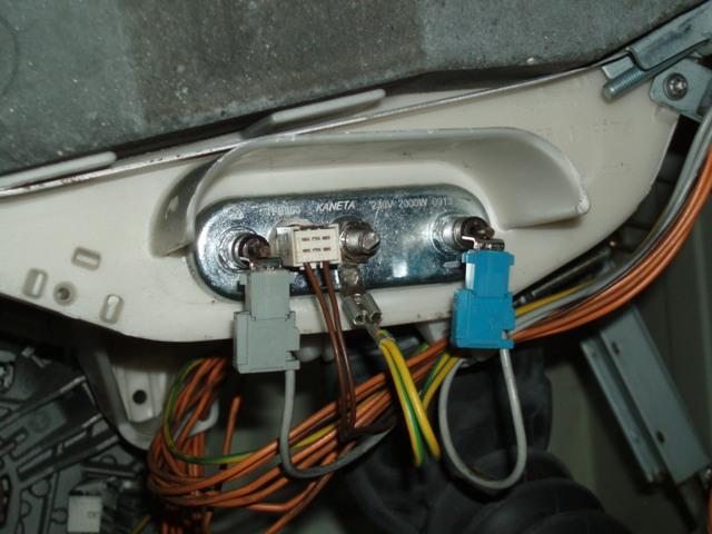 How to fit the new element and thermostat to this Bosch ...